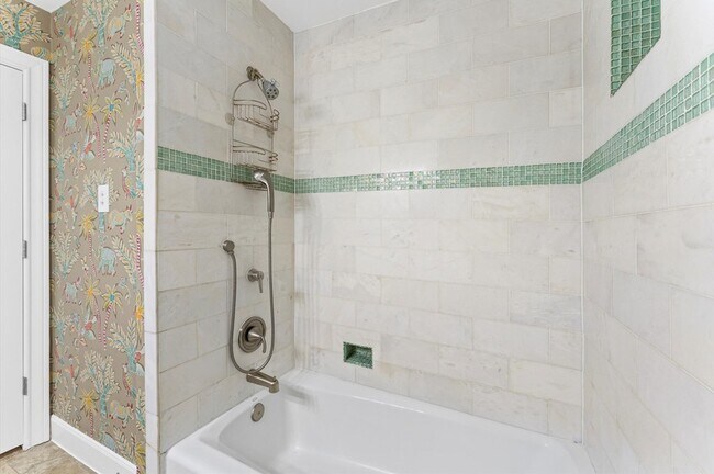 Building Photo - 6158 Burgoyne Rd