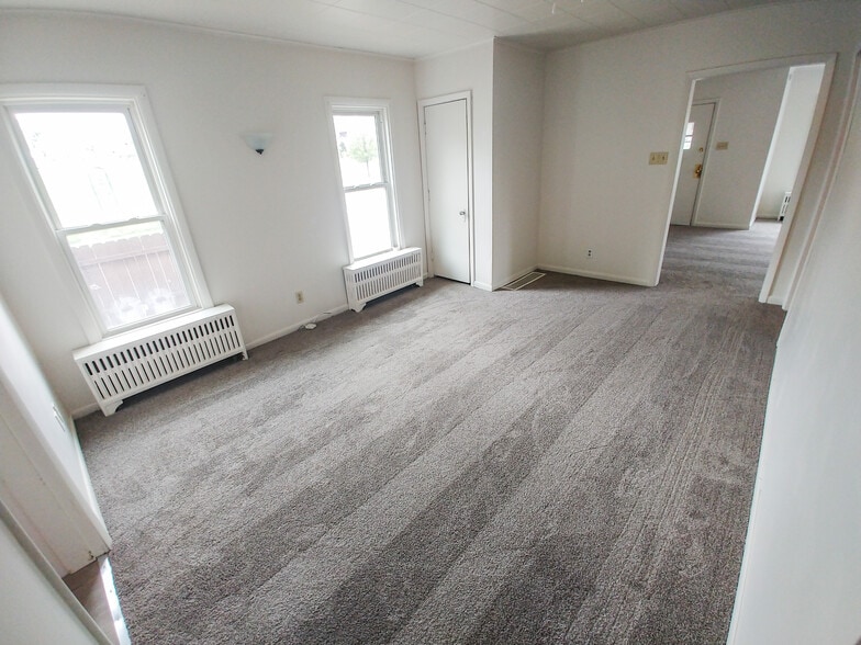 Dining Room - 2527 Reed St