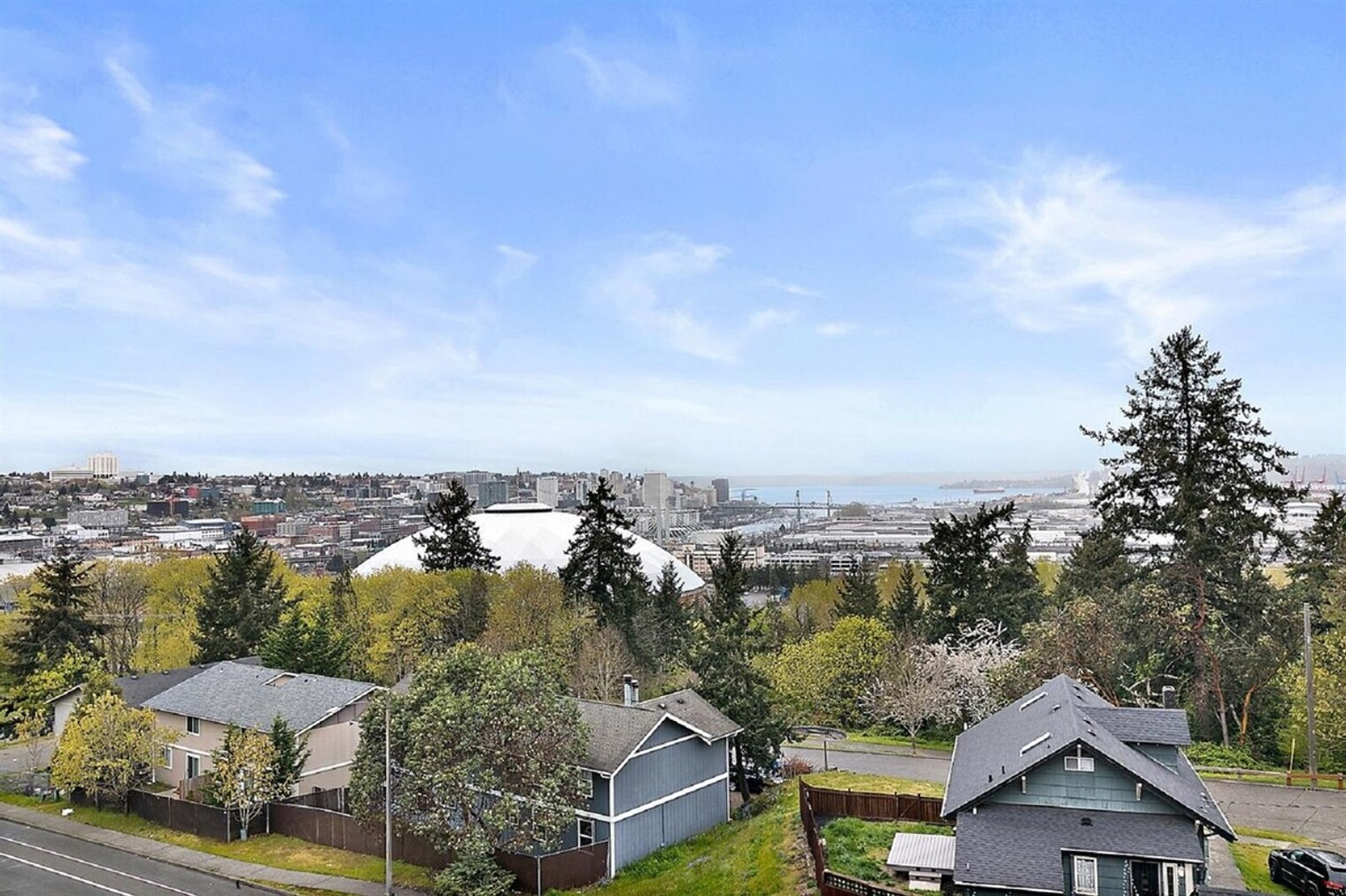 Building Photo - 624 E 32nd St