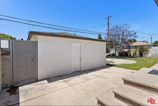 Building Photo - 4845 Imlay Ave