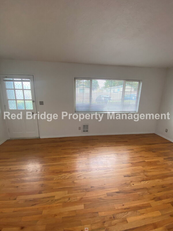 Building Photo - 4508 NE Killingsworth St