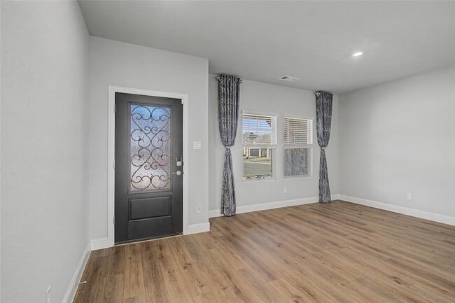 Building Photo - 2344 Bellatrix Dr