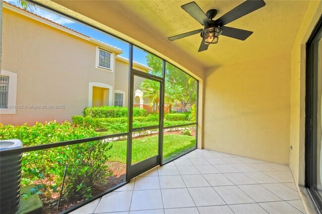 Building Photo - 4137 Briar Ln
