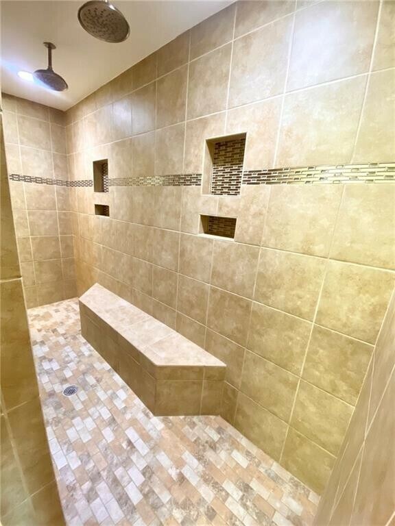 Building Photo - 441 Leaning Oak Trail