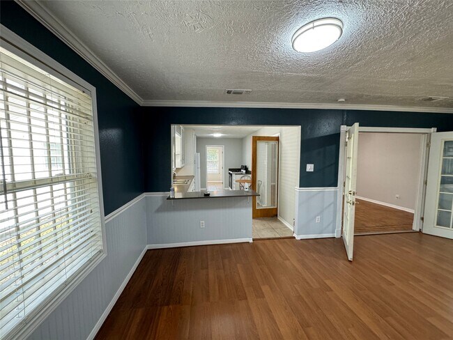 Building Photo - 125 Pomeroy St