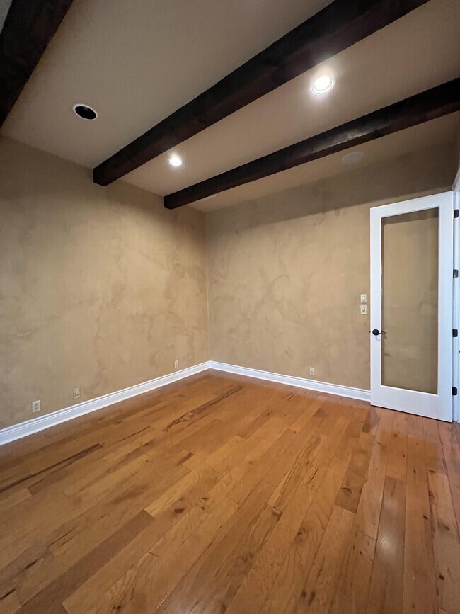 Building Photo - 2922 Ivory Creek