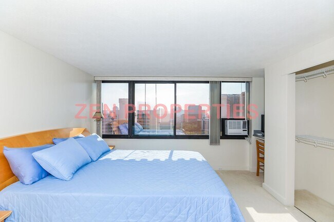 Building Photo - Fully furnished 2 bdrm / 2 bath / 1 parking unit at The Windsor Waikiki