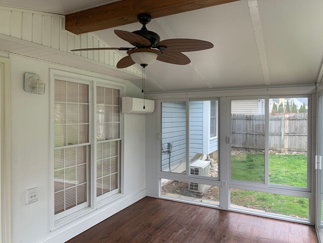 Building Photo - Beautiful Home located in the Brynmoor Com...