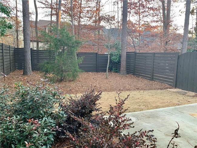 Building Photo - 421 Johnson Ct