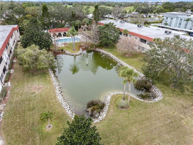 Building Photo - 1750 Belleair Forest Dr