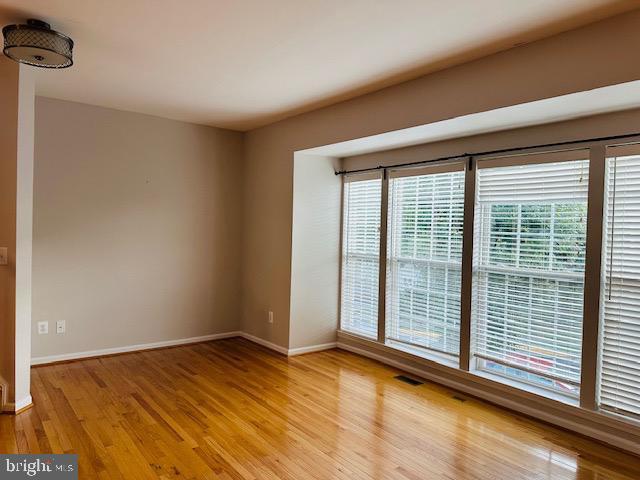 Building Photo - 15811 Bobolink Dr