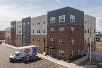 Building Photo - Breton Grove II