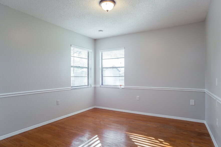 Building Photo - 4524 Wyndcliff Cir