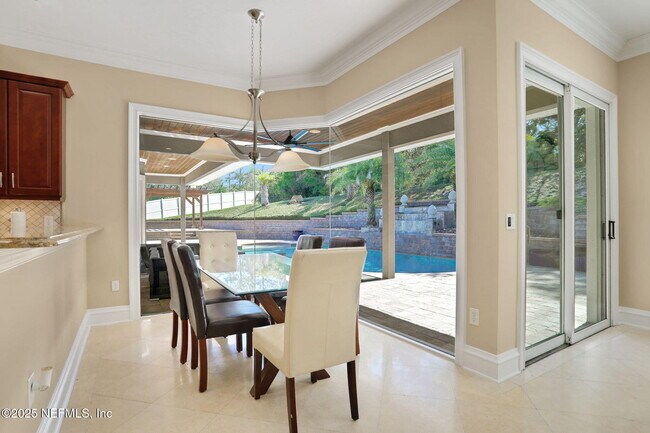 Building Photo - 12707 Tennis Ct