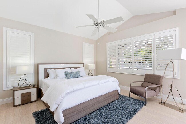 Building Photo - 511 Golden Harbour Dr