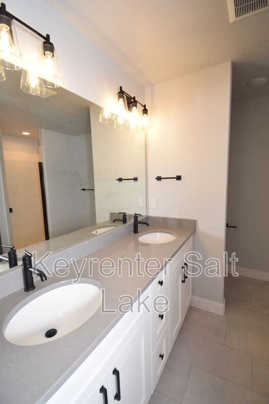 Building Photo - 4308 W Rex Peak Way