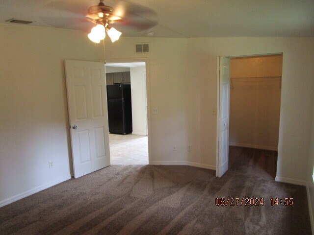Building Photo - 446 Elsie Ave