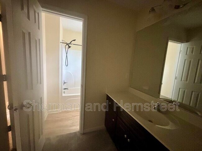 Building Photo - 636 Bridgton Dr