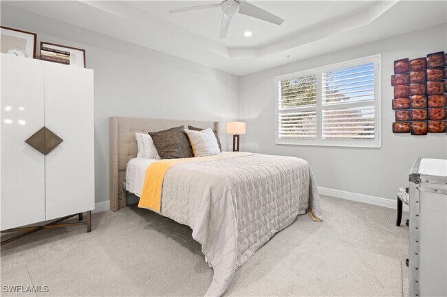 Building Photo - 2560 Seychelles Dr