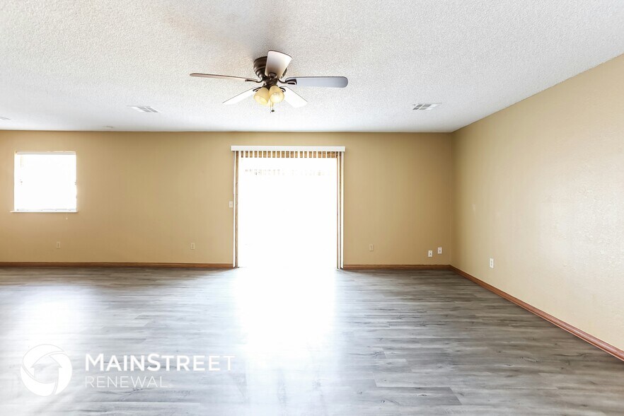 Building Photo - 8817 NW 82nd St