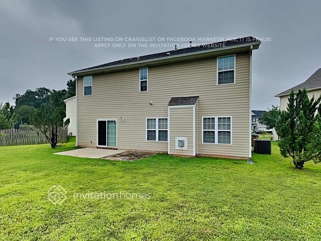 Building Photo - 7014 Pine Cone Ln