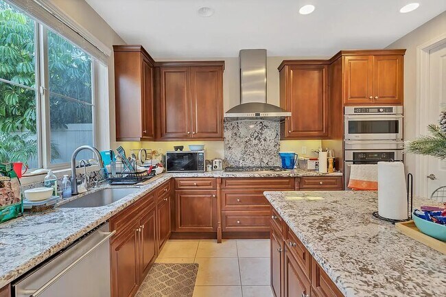 Building Photo - 6730 Indio Way