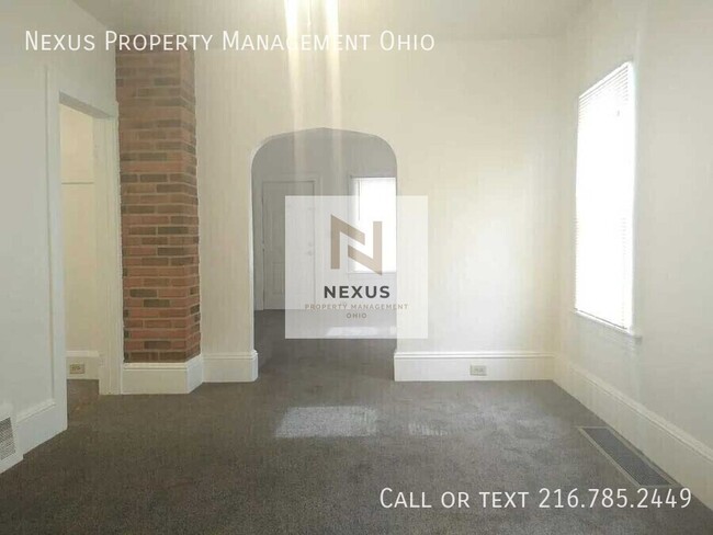 Building Photo - 3588 W 46th St