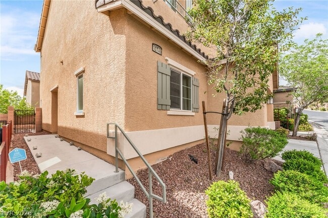 Building Photo - 10749 Cather Ave