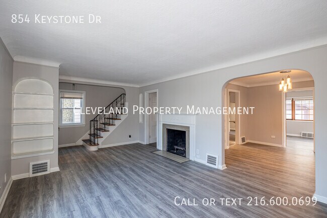 Building Photo - 854 Keystone Dr