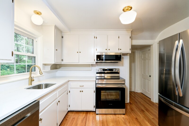 Building Photo - 316 Forest Dr