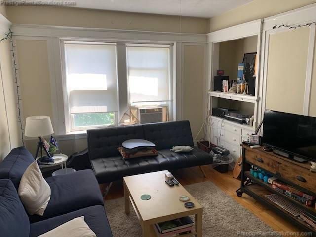 Building Photo - 230 South St