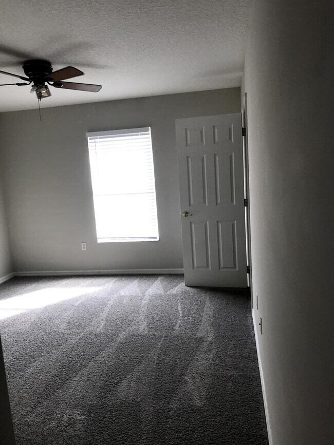 Building Photo - 3557 Sanctuary Dr