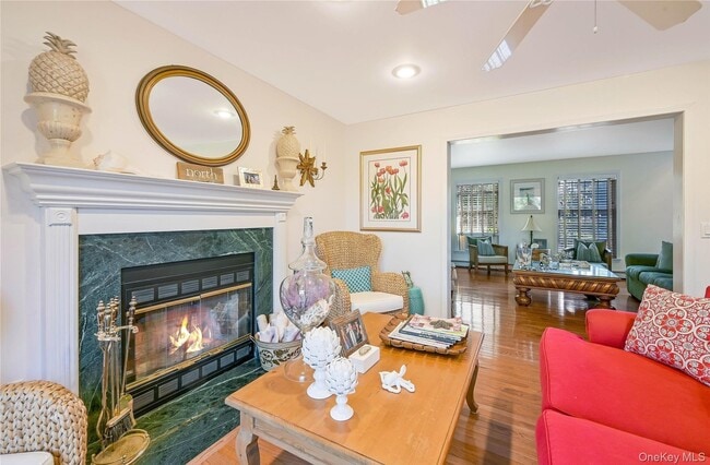 Building Photo - 215 Kouros Rd