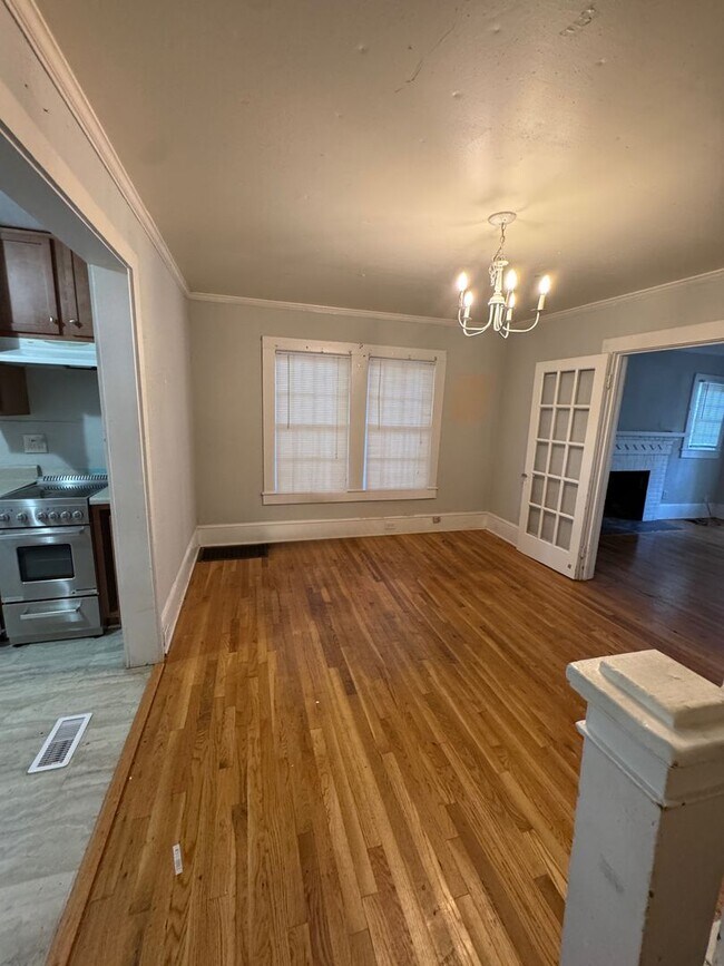 Building Photo - 116 Kenan St