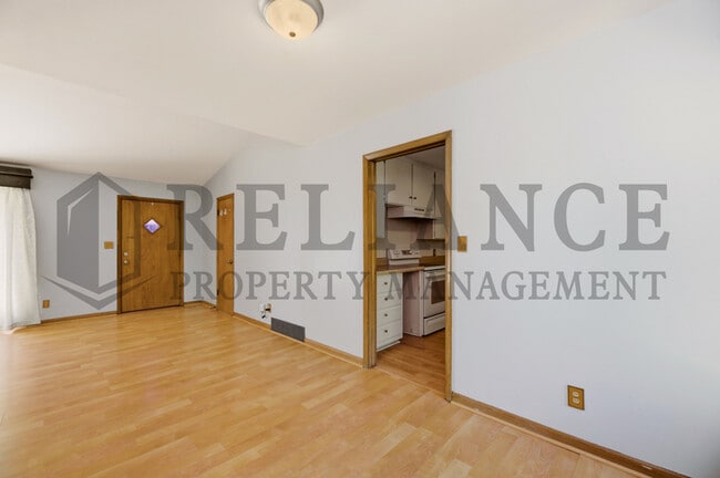Building Photo - 6216 E Orme St