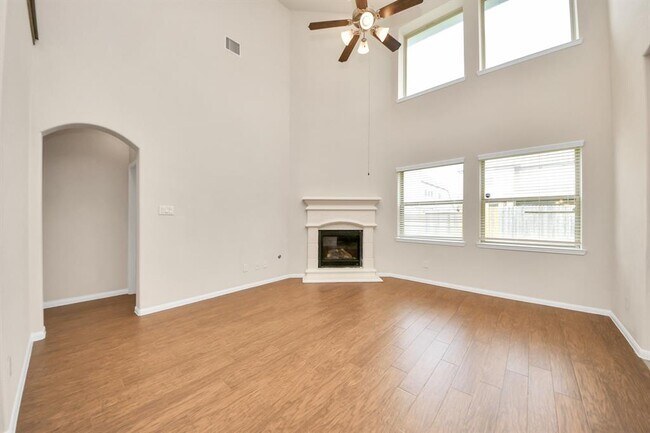 Building Photo - 2714 Birchwood Meadow Ct