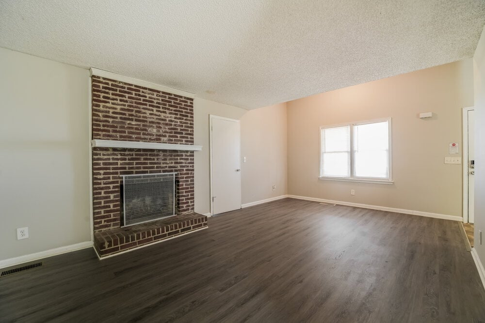 Building Photo - 44 Arnold Rd