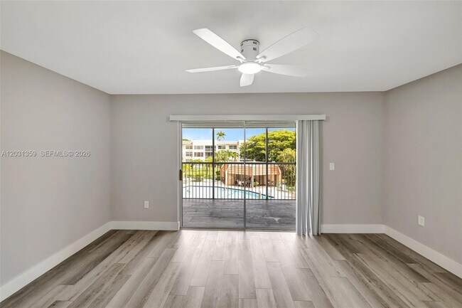 Building Photo - 6800 Royal Palm Blvd