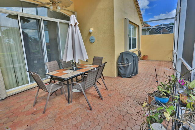 Building Photo - 7240 Cataluna Cir