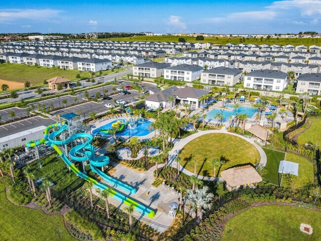 Building Photo - 1083 Splash Shot Pl