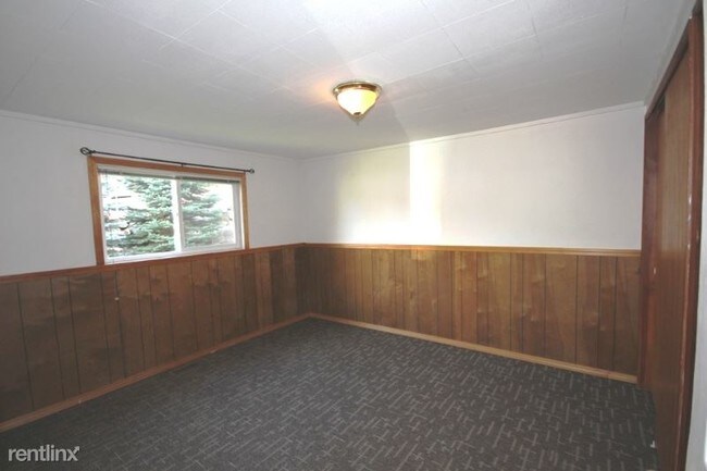 Building Photo - 2 br, 1 bath House - 265 West 6th ST