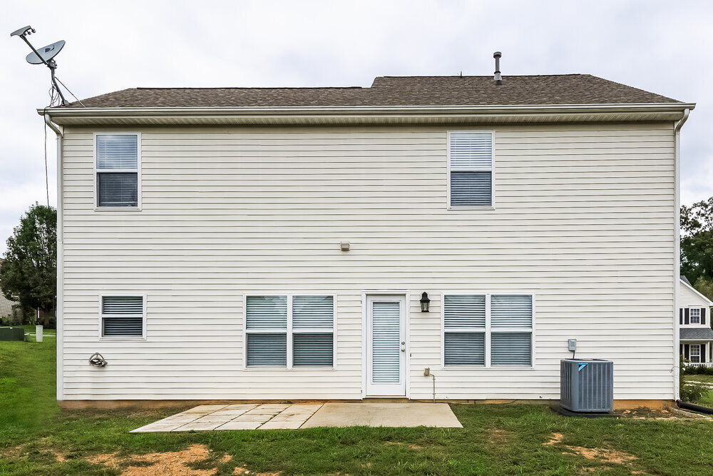 Building Photo - 1006 Tiger Eye Ave