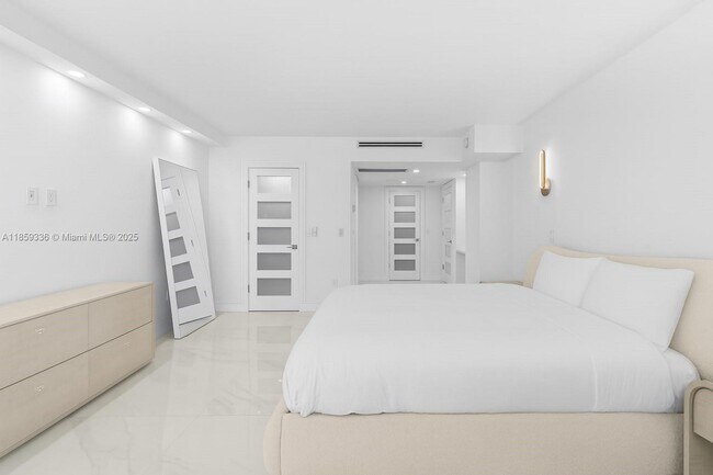 Building Photo - 9801 Collins Ave
