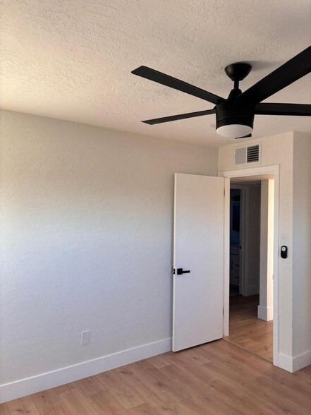 Building Photo - 8233 N 29th Ave