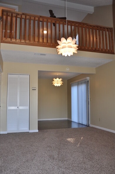 Building Photo - 3634 Monte Vista Dr