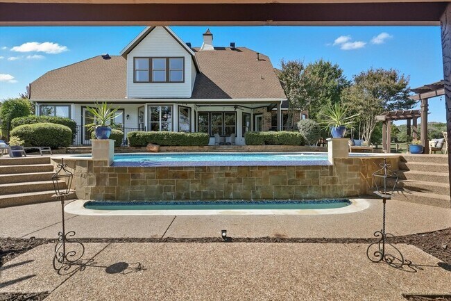 Building Photo - 7889 Steeplechase Cir
