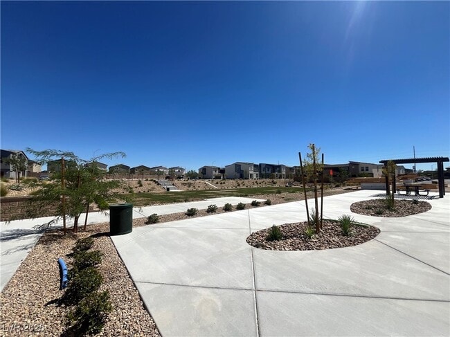 Building Photo - 6169 Aster Gdn St