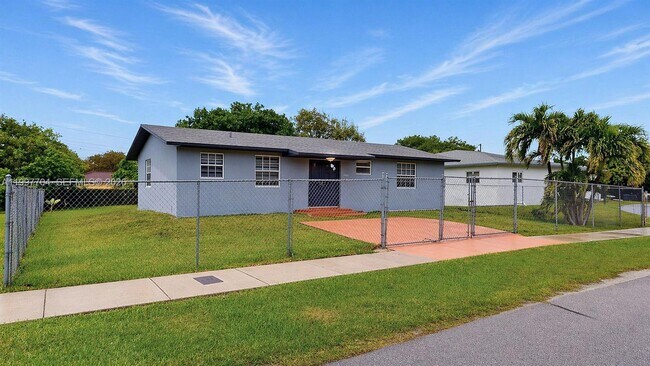 Building Photo - 21450 SW 109th Ct