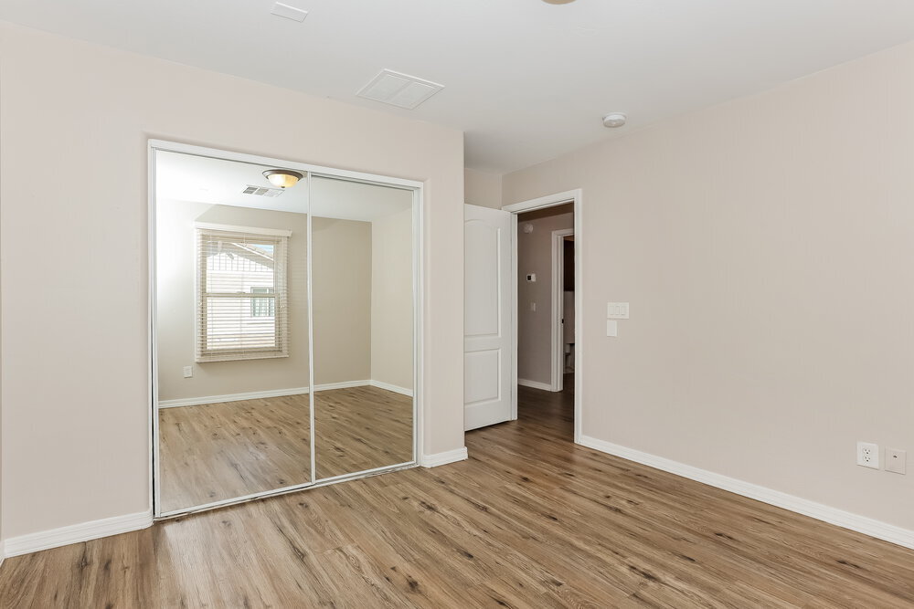 Building Photo - 820 S Adam Way