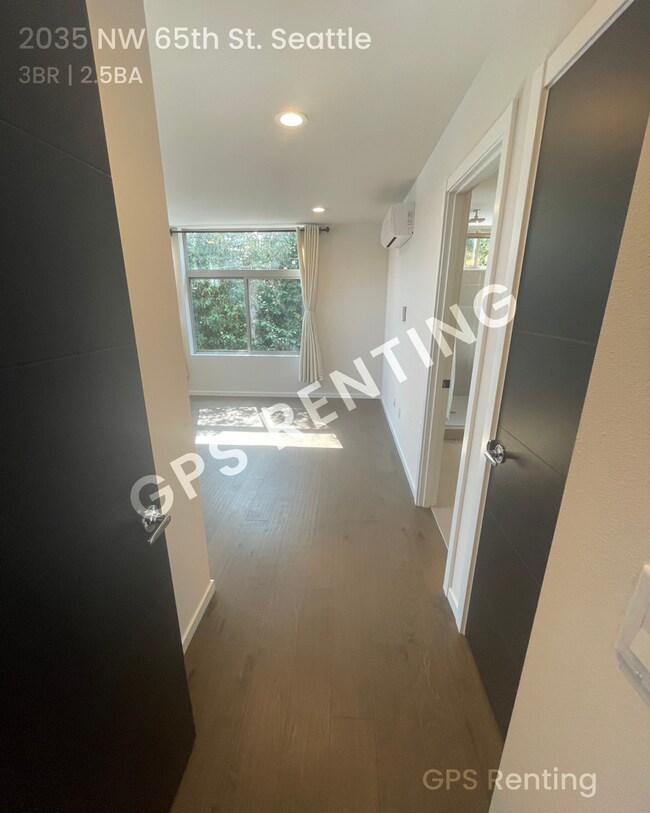 Building Photo - 2035 NW 65th St